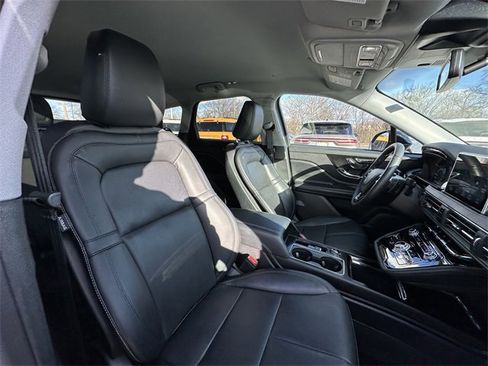 Certified 2022 Lincoln Corsair AWD w/ Equipment Group 101A image 34