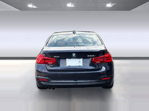 Used 2016 BMW 328i xDrive Sedan AWD/4WD image 9