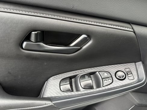 Used 2025 Nissan Sentra S image 8