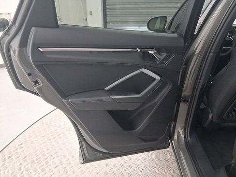 New 2025 Audi Q3 2.0T Premium image 25