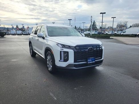 Certified 2025 Hyundai Palisade SEL image 9