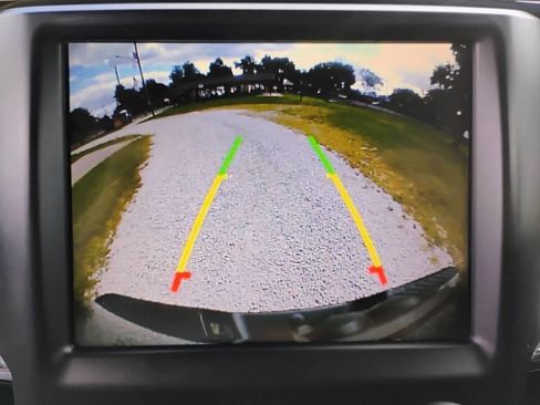 Used 2015 RAM 1500 Sport w/ Comfort Group image 25