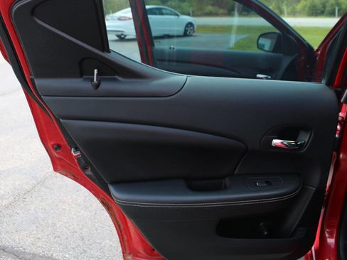 Used 2013 Dodge Avenger SXT w/ Blacktop Pkg FWD image 29