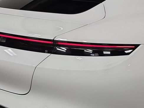 Certified 2020 Porsche Taycan Turbo AWD/4WD image 30