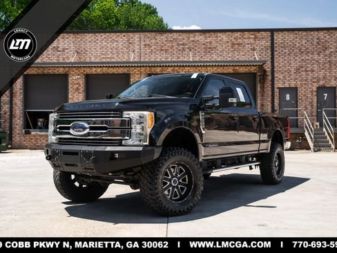 Used 2017 Ford F250 Lariat w/ Lariat Value Package AWD/4WD image 1