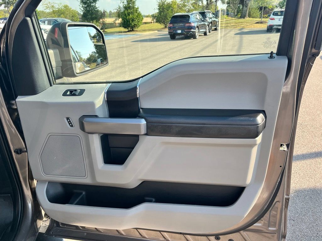 Used 2019 Ford F150 XLT AWD/4WD image 11