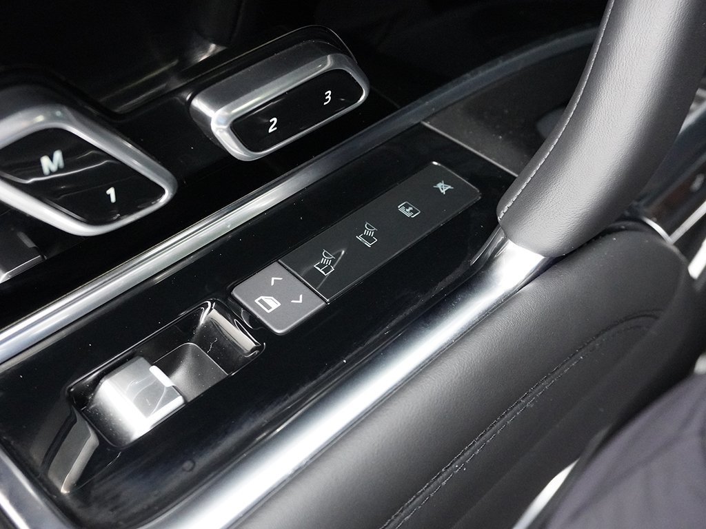 Used 2024 Land Rover Range Rover Long Wheelbase Autobiography AWD/4WD image 61