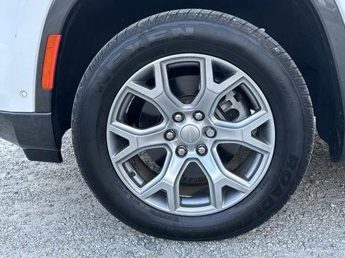 Used 2022 Jeep Wagoneer Series II image 11