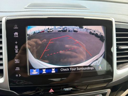 Used 2018 Honda Pilot Elite image 20