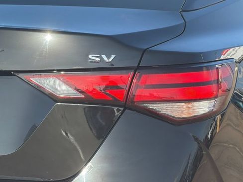 Used 2024 Nissan Sentra SV FWD image 29
