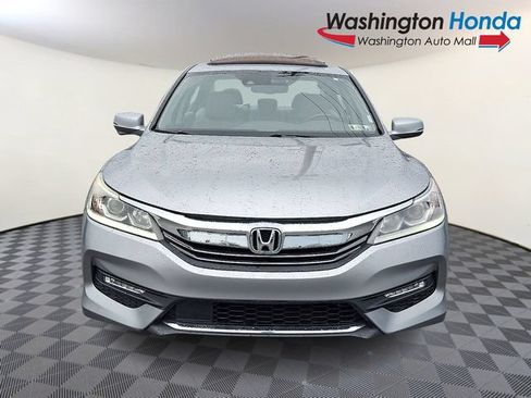 Used 2017 Honda Accord EX-L image 2