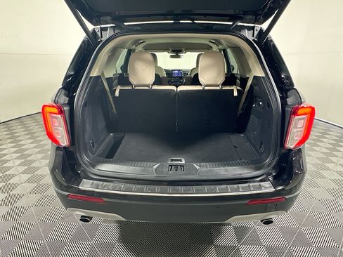 Used 2022 Ford Explorer Limited w/ Equipment Group 301A RWD image 31