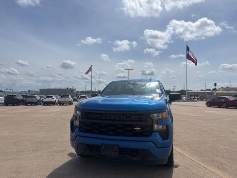 Used 2022 Chevrolet Silverado 1500 Custom RWD image 6