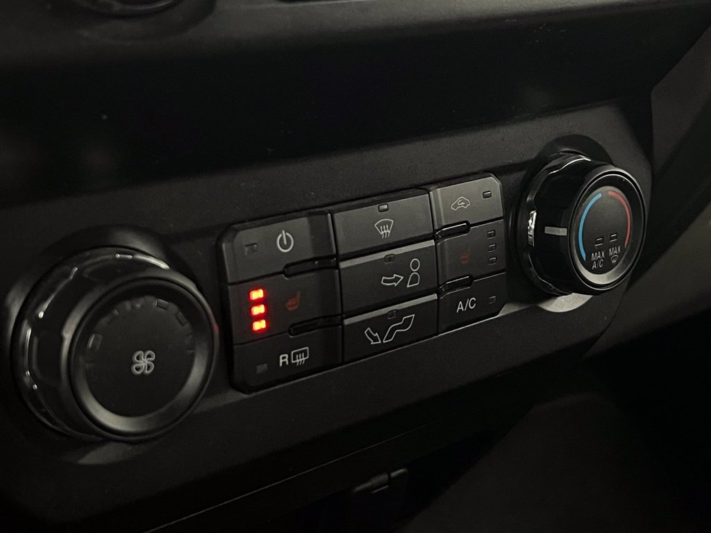 Used 2019 Ford F150 XLT w/ Equipment Group 302A Luxury AWD/4WD image 23