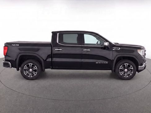 Used 2025 GMC Sierra 1500 SLT AWD/4WD image 2
