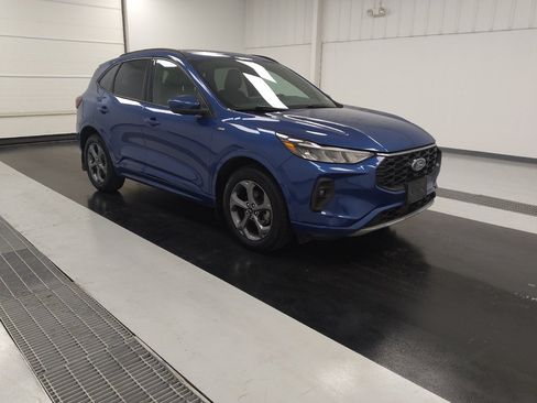 Used 2023 Ford Escape ST-Line Select w/ Tech Pack #1 AWD/4WD image 13