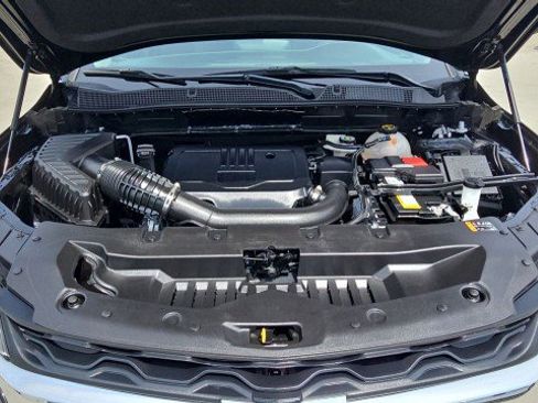 Used 2025 Chevrolet Blazer LT image 29