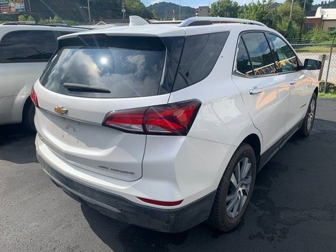 Used 2023 Chevrolet Equinox Premier image 3