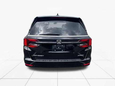 Used 2024 Honda Odyssey Sport image 7