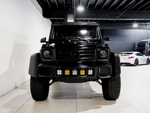 Used 2017 Mercedes-Benz G 550 Squared image 5