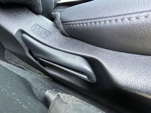 Used 2023 Honda Civic Sport image 12