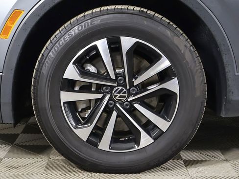 Used 2023 Volkswagen Tiguan S image 21