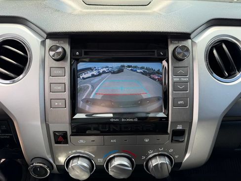 Used 2019 Toyota Tundra SR5 w/ SR5 Upgrade Package AWD/4WD image 22