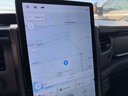 Used 2023 Ford Expedition Platinum image 18