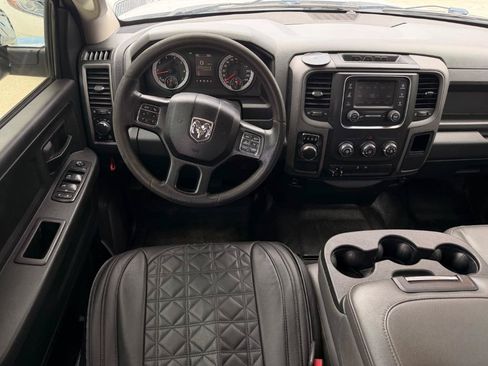 Used 2017 RAM 1500 Tradesman w/ Chrome Appearance Group RWD image 4