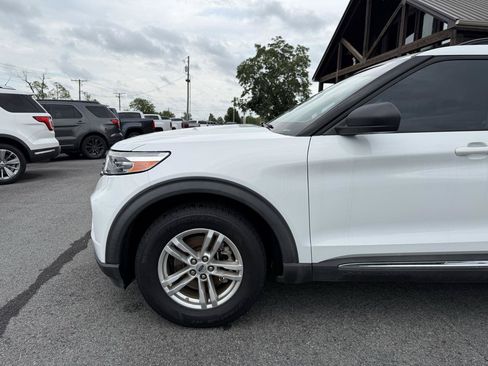 Used 2020 Ford Explorer XLT RWD image 36