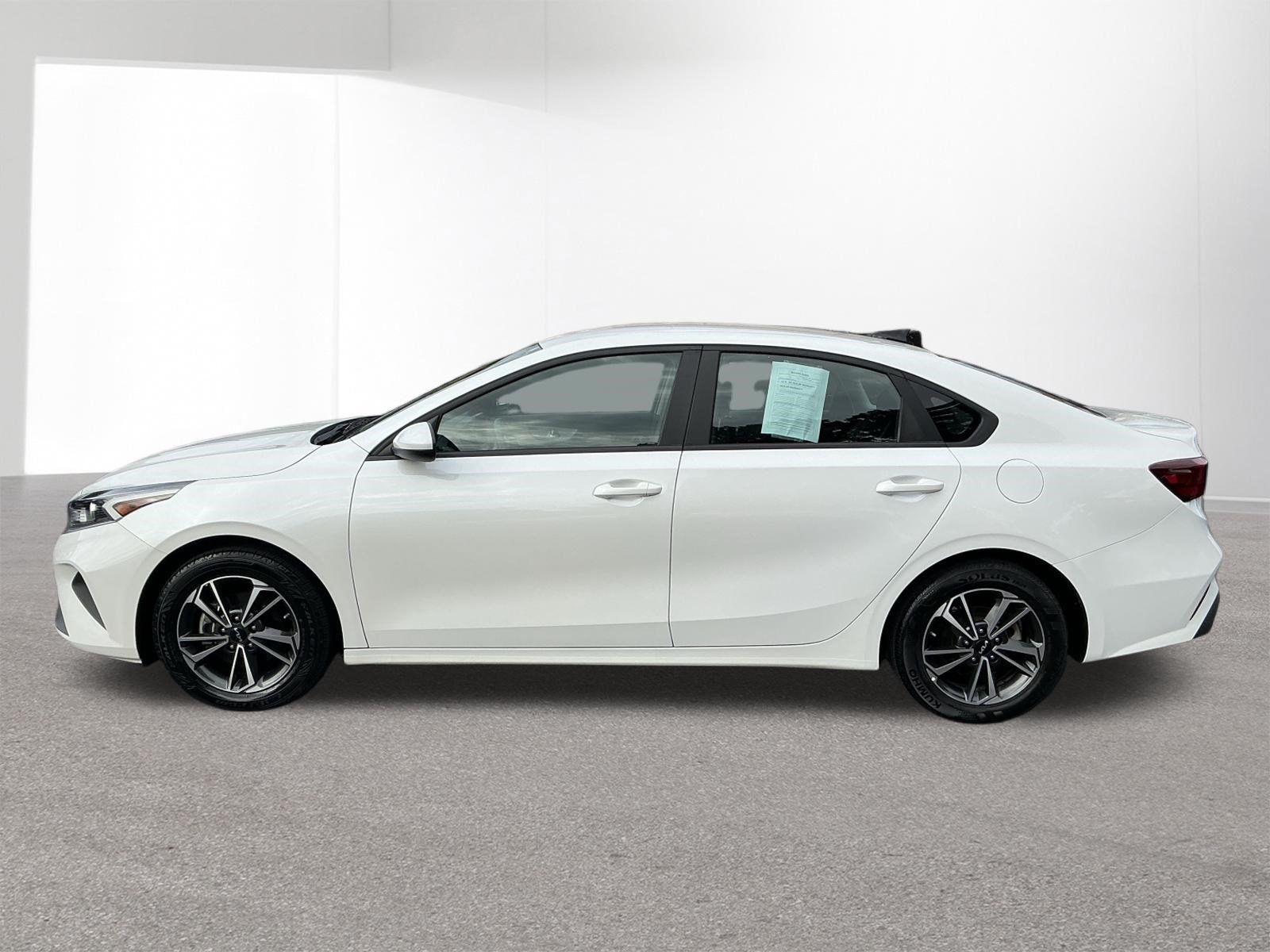 Used 2024 Kia Forte LXS FWD image 6