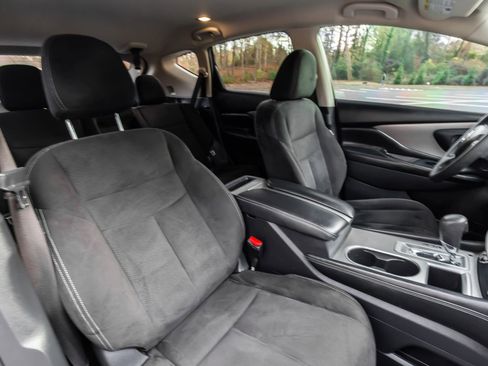 Used 2019 Nissan Murano S image 30