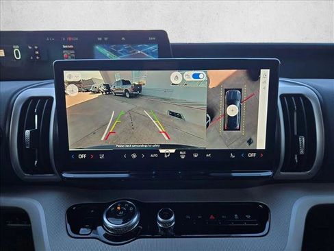 New 2026 Ford Expedition Active RWD image 14