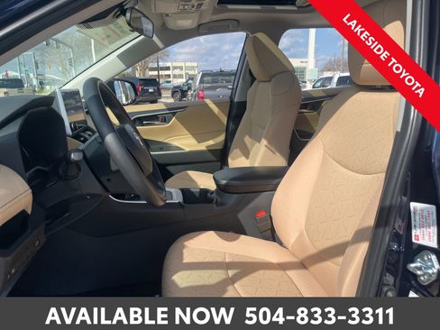 Certified 2025 Toyota RAV4 XLE w/ Convenience Package image 30