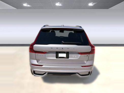 New 2026 Volvo XC60 B5 Ultra w/ Climate Package AWD/4WD image 10