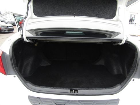 Used 2019 Toyota Corolla XLE image 37