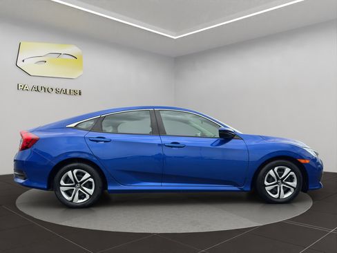 Used 2018 Honda Civic LX image 8