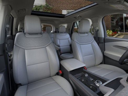 New 2026 Ford Explorer Active w/ Active Comfort Package AWD/4WD image 33
