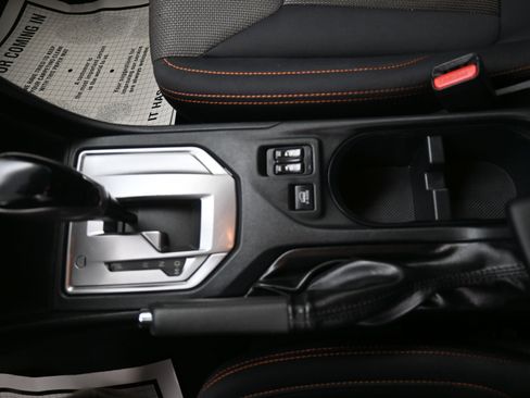 Used 2023 Subaru Crosstrek 2.0i Premium image 23