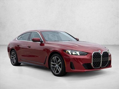 Used 2025 BMW 430i w/ Premium Package RWD image 3
