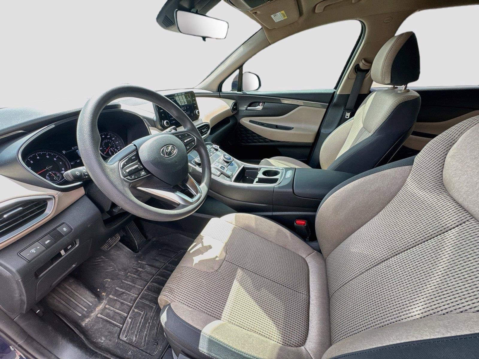 Used 2023 Hyundai Santa Fe SE FWD image 11