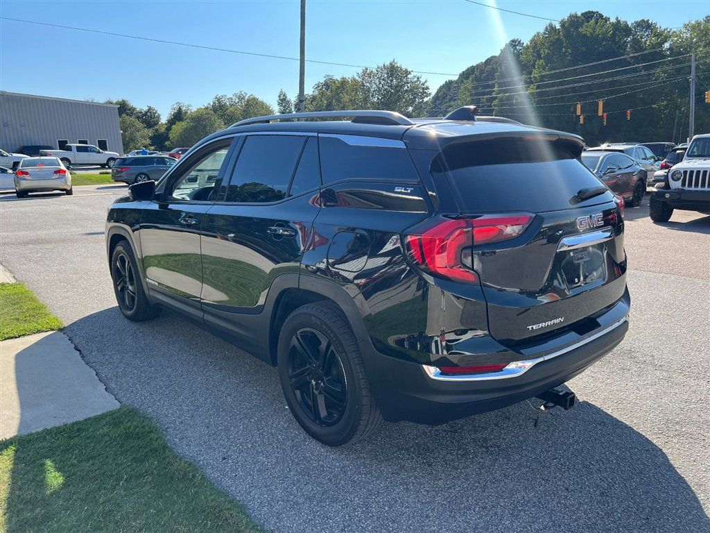 Used 2021 GMC Terrain SLT FWD image 4