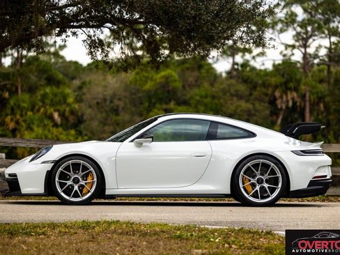 Used 2024 Porsche 911 GT3 RWD image 6