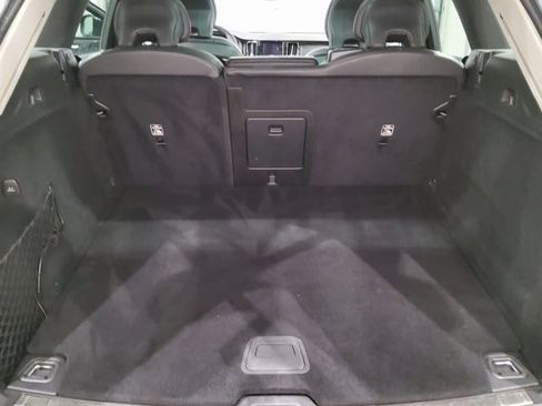 Used 2022 Volvo XC60 B5 Inscription w/ Advanced Package image 16