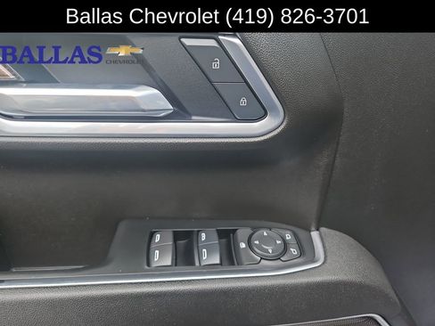 Certified 2025 Chevrolet Silverado 1500 LT AWD/4WD image 18