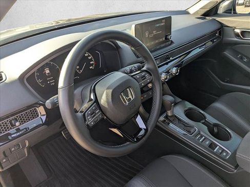 Used 2025 Honda Civic Sport image 10