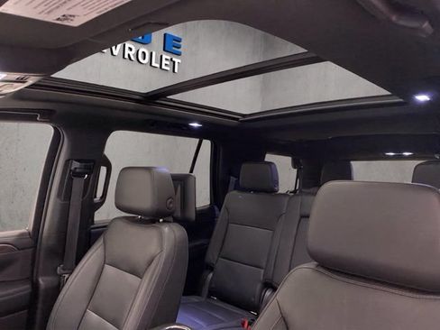 Used 2021 Chevrolet Tahoe LT w/ LT Signature Package AWD/4WD image 4