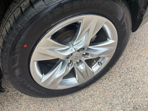 Used 2015 Toyota Highlander Limited Platinum image 50