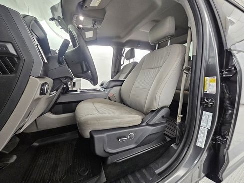 Used 2017 Ford F250 XLT w/ XLT Value Package image 18