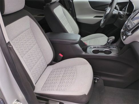 Certified 2022 Chevrolet Equinox LS w/ LS Convenience Package image 27